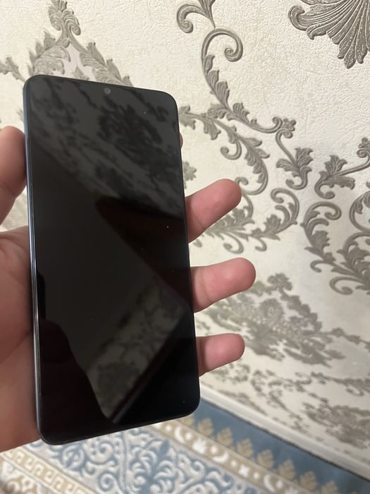 Продам itel P40 4/128 ГБ