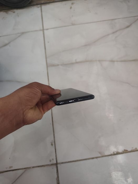 S20 plus 5G 12/256 Gega