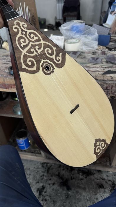 Домбыра. тікелей шеберханадан