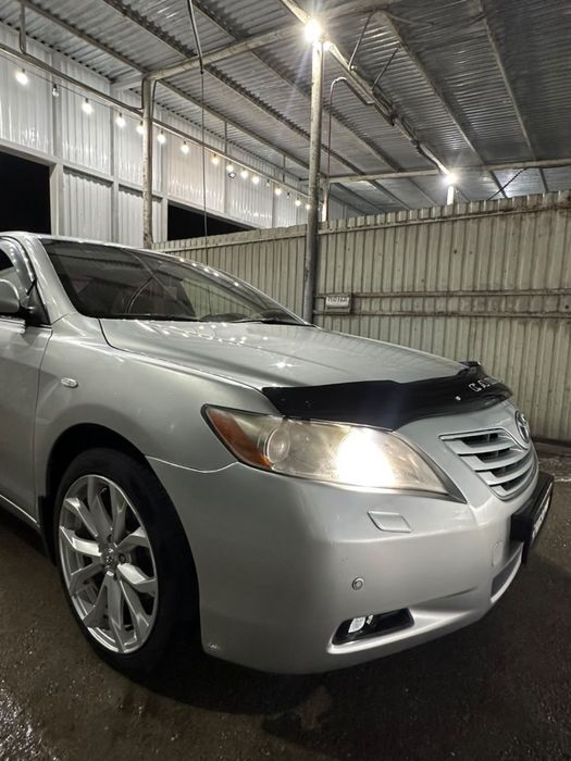Продам диски с резиной на Camry