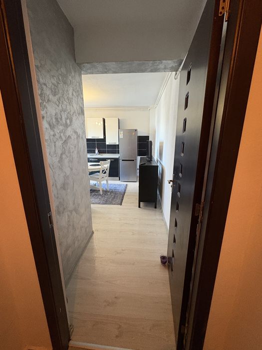 Proprietar inchiriez 2 camere berceni
