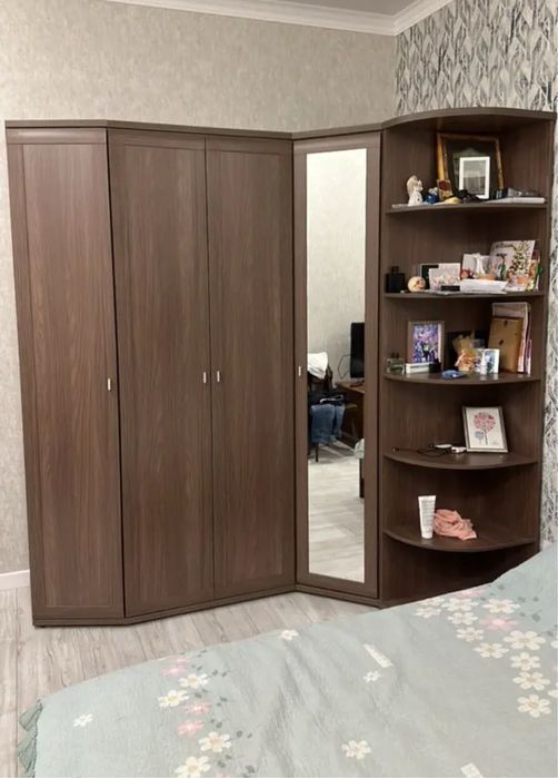 Спальный гарнитур