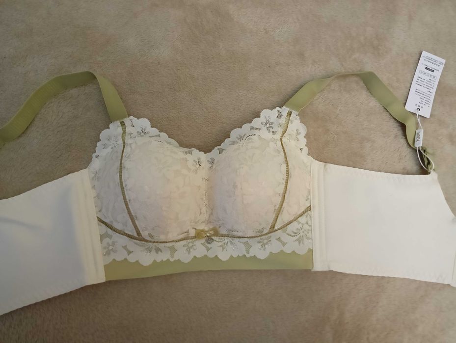 Продам бюстгальтер новый