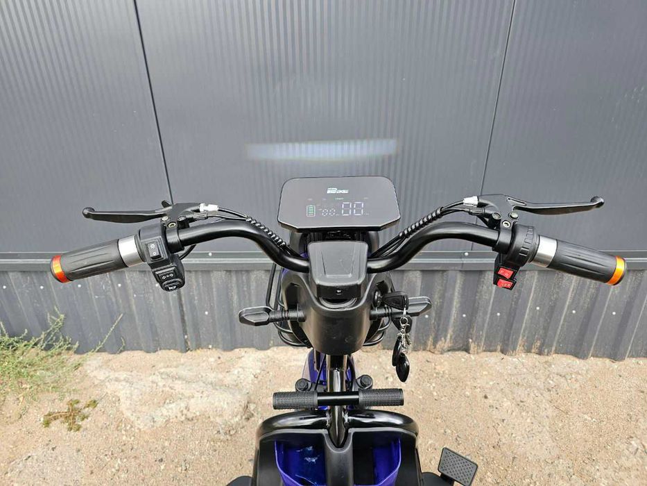 Трицикл прогулочный трансформер