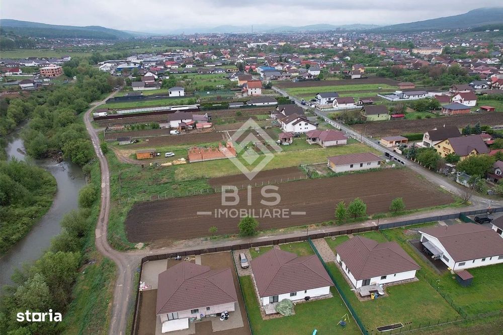 Teren Intravilan 1000 mp -   str Bistritei - Unirea