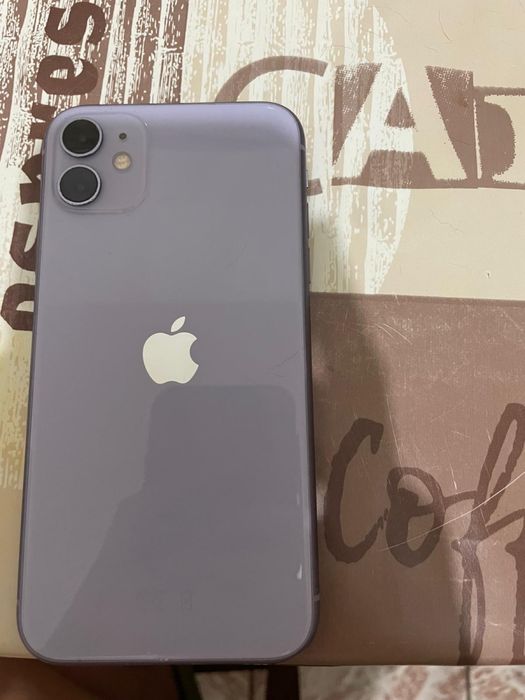 Vand iphone 11! Fara defecte