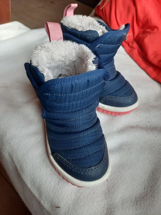 Ghetute imblanite Bibi Shoes de vanzare marime 22