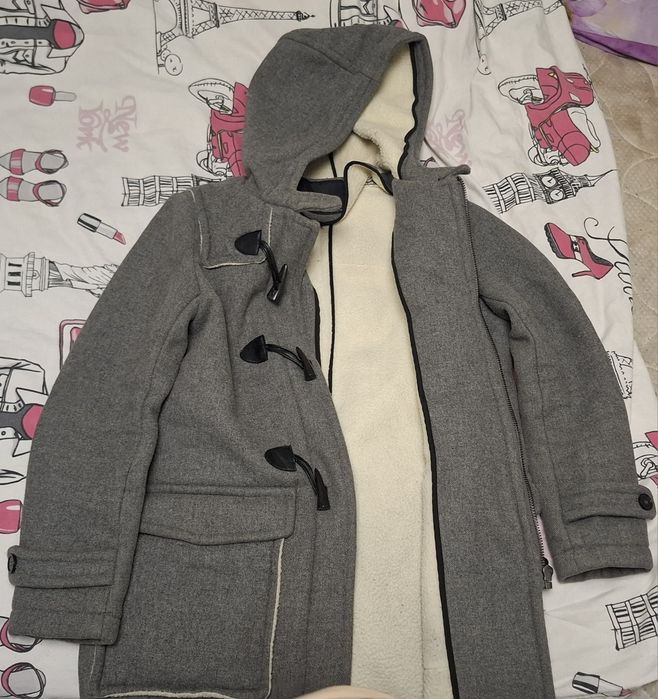 Продам женские куртки