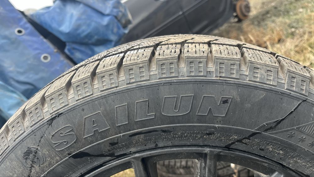 Продам шины 215/60/16