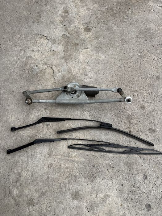 Трапеция Дворников на BMW e36