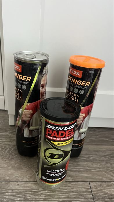 Vând tuburi mingi de padel noi, sigilate. Disponibile mai multe bucăți: NOX Stinger X4 Miguel Lamperti (4 mingi/tub) și Dunlop Padel Competition
