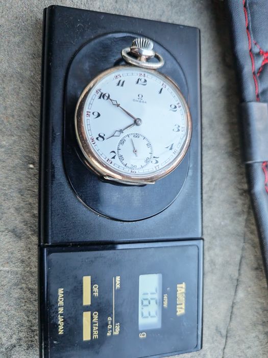 Продавам джобен сребърен  часовник OMEGA