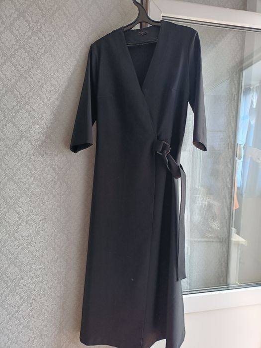 Продам платье длинное
