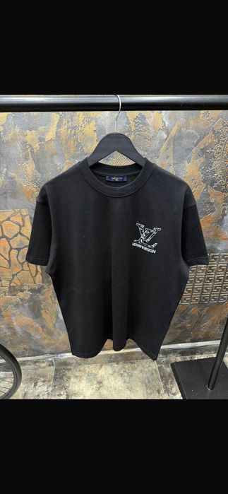 Мъжки тениски различни модели