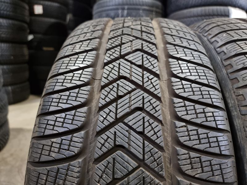 255/45/20//235/50/20 PIRELLI