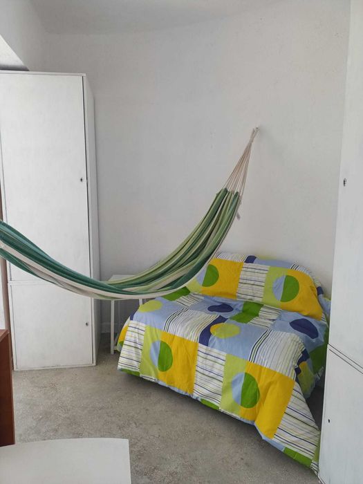 Inchiriem apartament 3 camere Ultracentral-Asirom mobilat,Centrala,AC