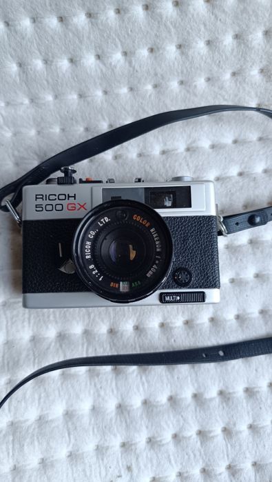 Ricoh 500 GX aparat foto vintage funcțional + husă originală