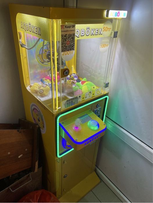 Хватайка. Терминал. Вендинговый аппарат. Силомер. Водомат.