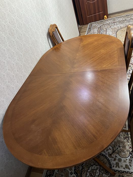 стол с стульями