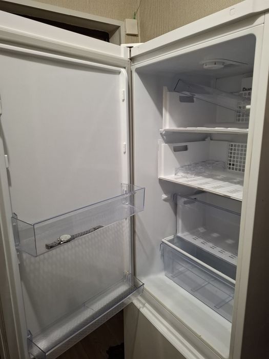 Продам б/у холодильник