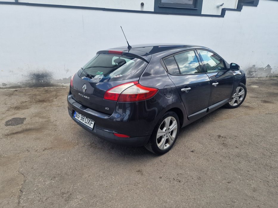RENAULT Megane 2011 — imagine 4