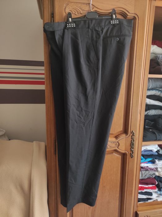 Pantaloni din stofa pentru bărbați, modele diferite, marimi diferite,