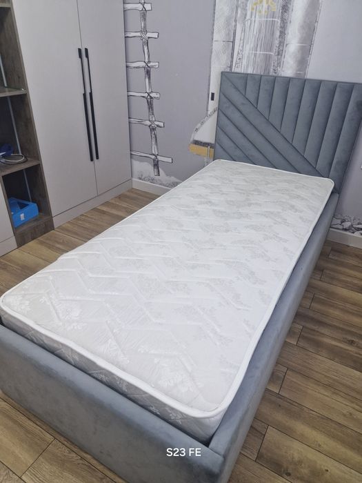 Продам кровать обномесный