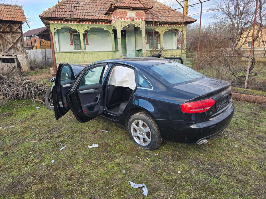 Audi A4B8 - Avariat - 2.0 TDI - CAG