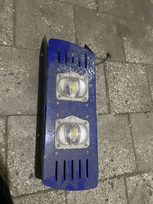 Продам светодиодный светильник