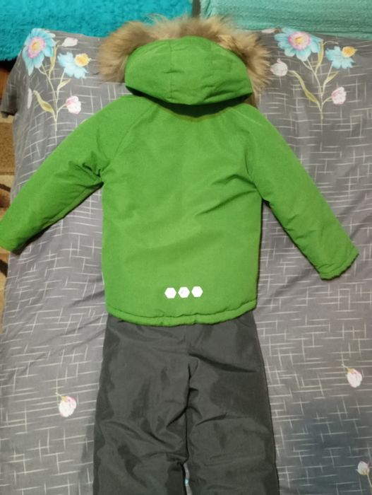Продам детский зимний комбинезонзон