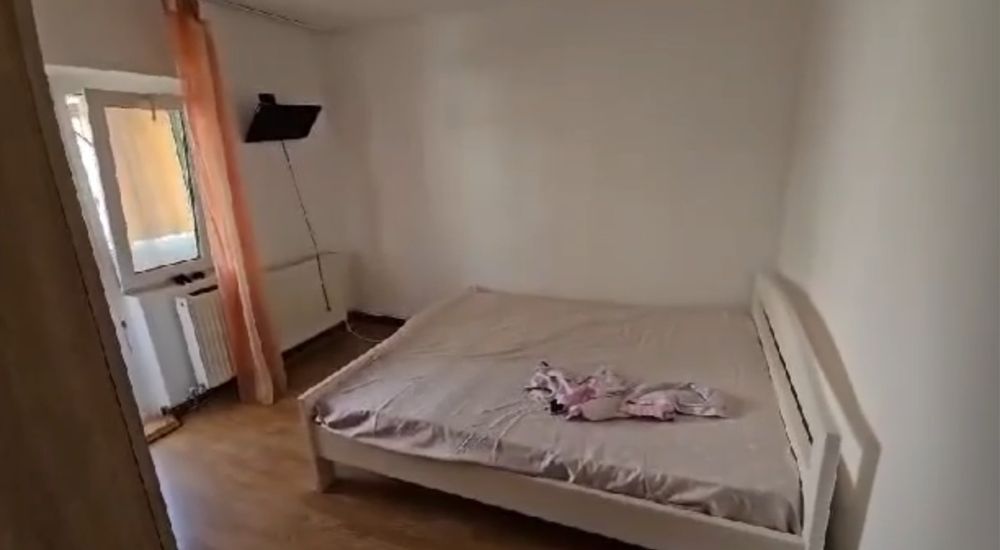 Inchiriez apartamnet 2 camere