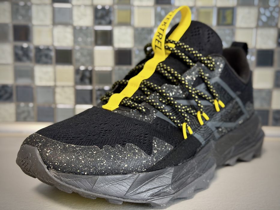 Adidasi NEW BALANCE Tektrel 42 !!!