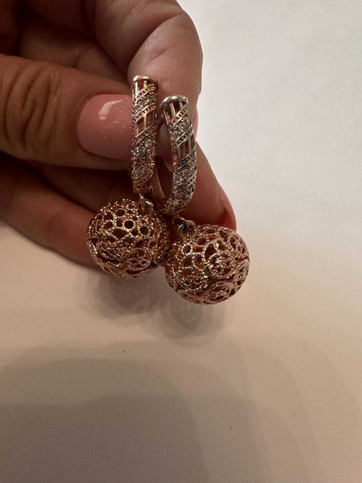 Обеци с диамантирана обработка