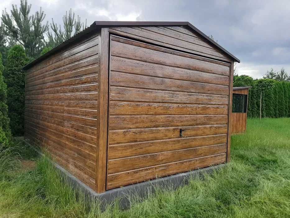 Garaj 3 m × 5 m din tablă tip lemn • Fabricat în Polonia
