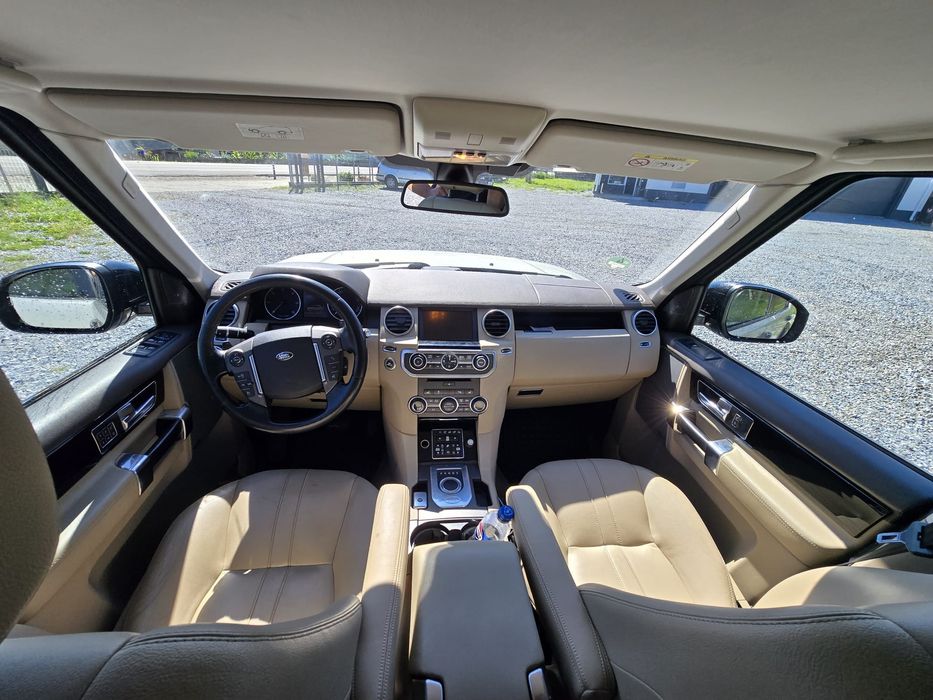 Land Rover Discovery 4 Facelift Black Edițion