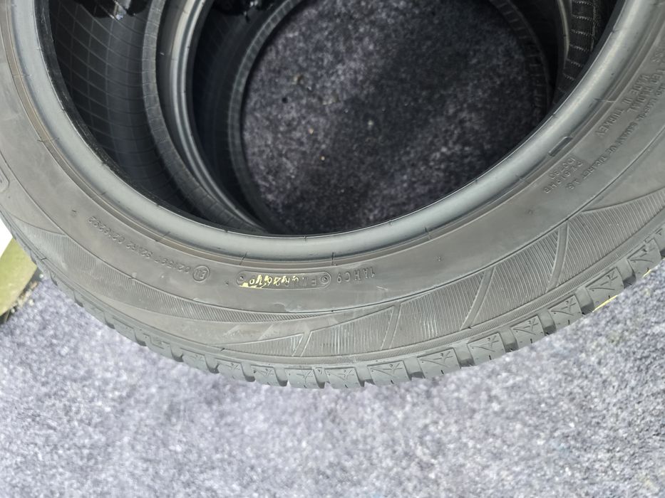 215 55 18 falken m+s