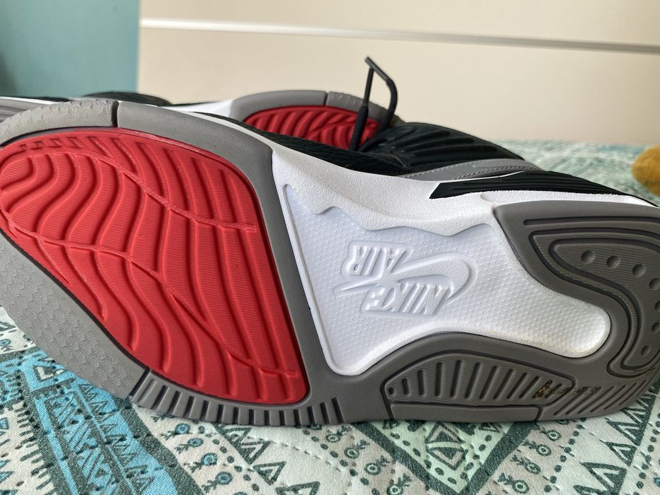 Nike Jordan Max Aura 5