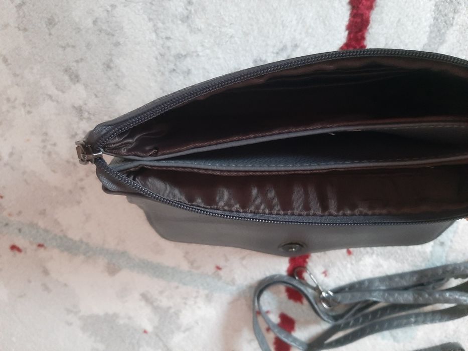 Продаю женский клатч