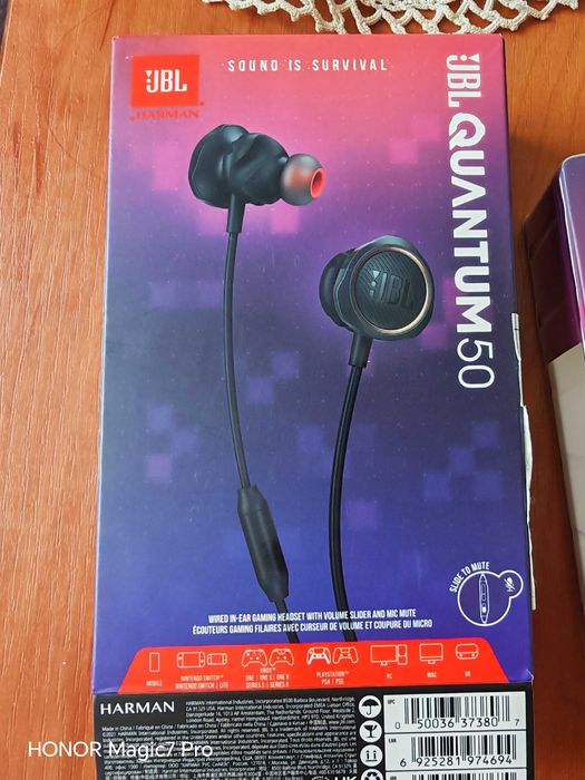 Гемърски слушалки JBL Quantum 50