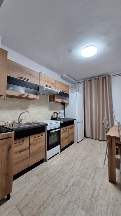 Inchiriez 2 camere Galeriile Soveja Constanta lângă Profi