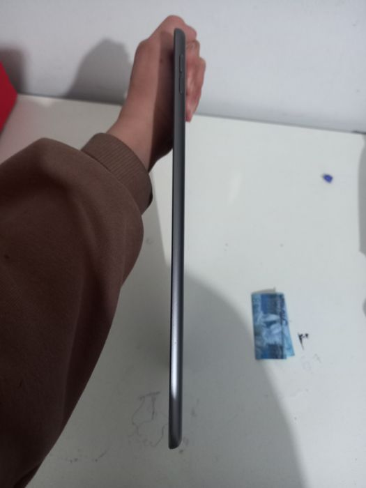 iPad 150.000 тг нет гаранти