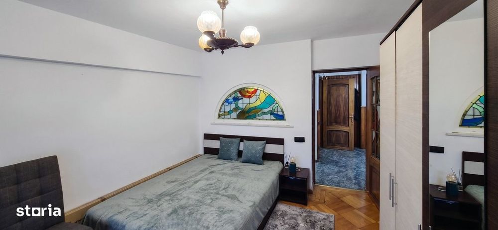 2 Camere / Bulevardul Unirii, Bloc Zepter