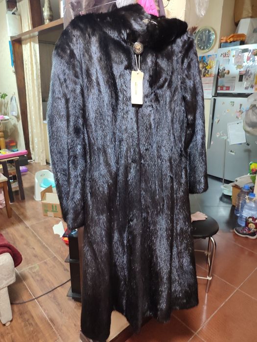 Продам шубу . Шуба черный бриллиант