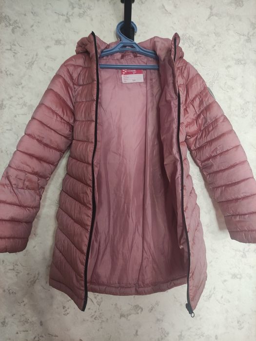 Теплая куртка на девочку