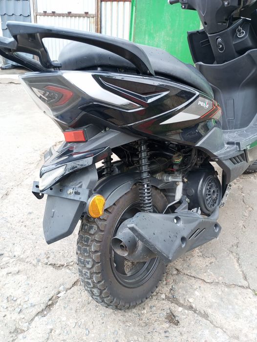 Продам скутер vehta peda