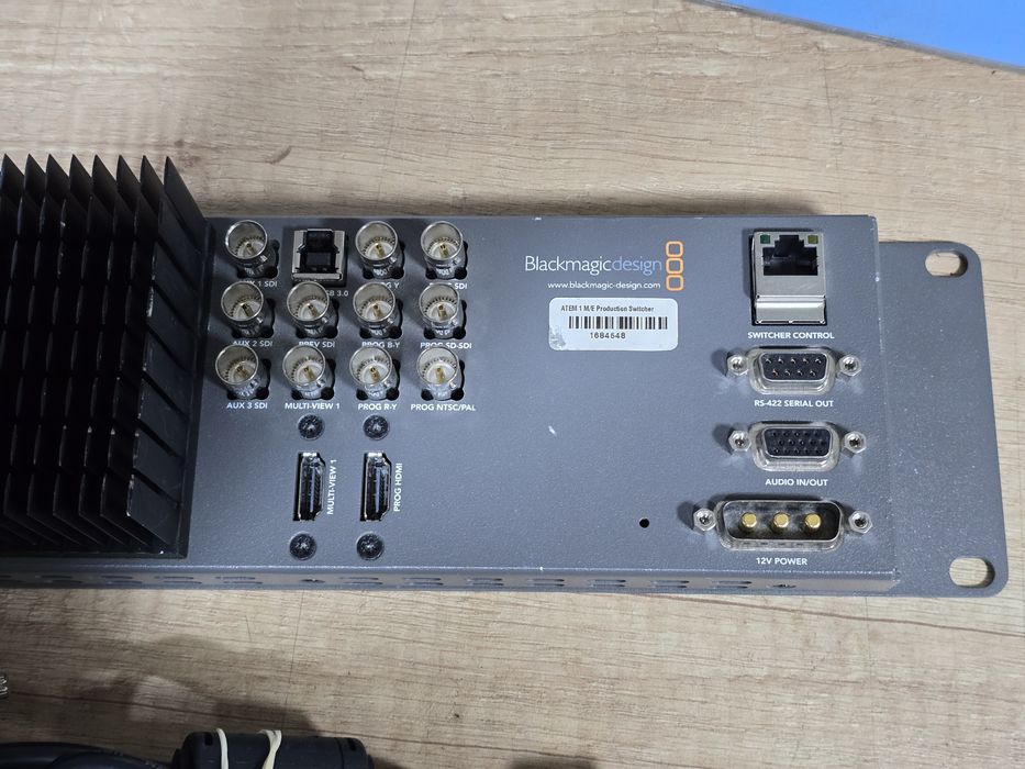Blackmagic design atem 1 m/e production switcher, sdi, hdmi