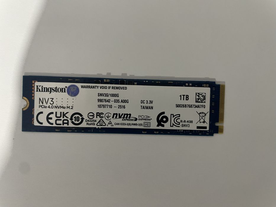 SSD Kingston SNV3S/1000G 1000 Гб