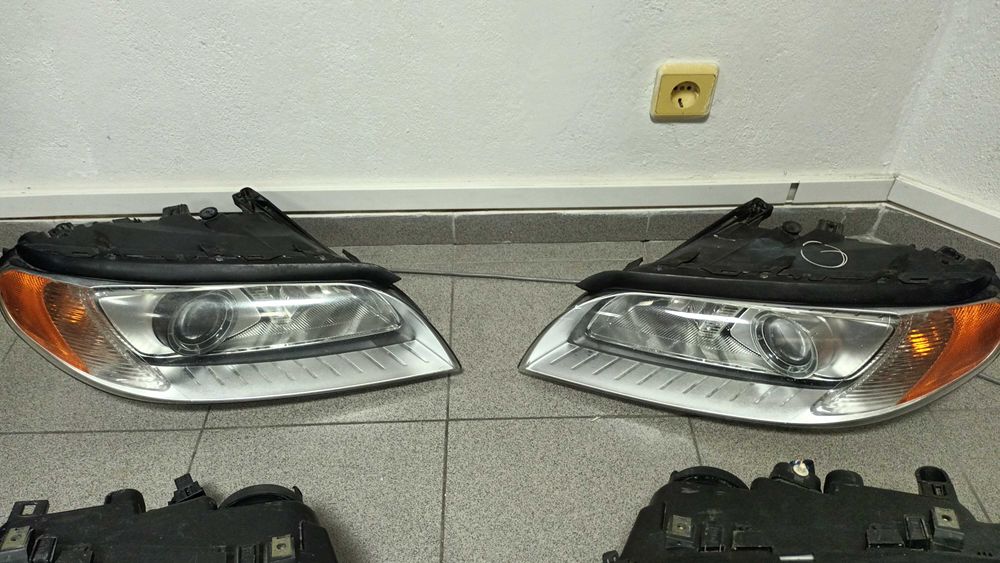 Volvo V70 XC 70 XC70 S60 S80 ляв десен ксенон фар Волво В70 С80 С60