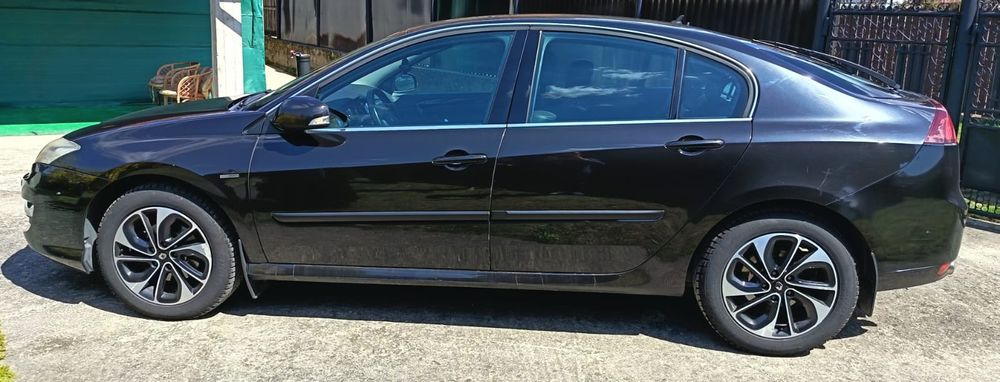 Vând Renault laguna 3 , an fabricație 2013