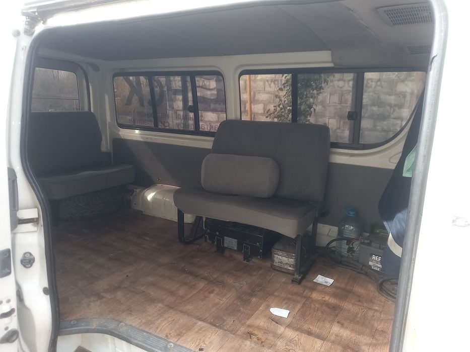 Срочно продаю Хайс Тоета.